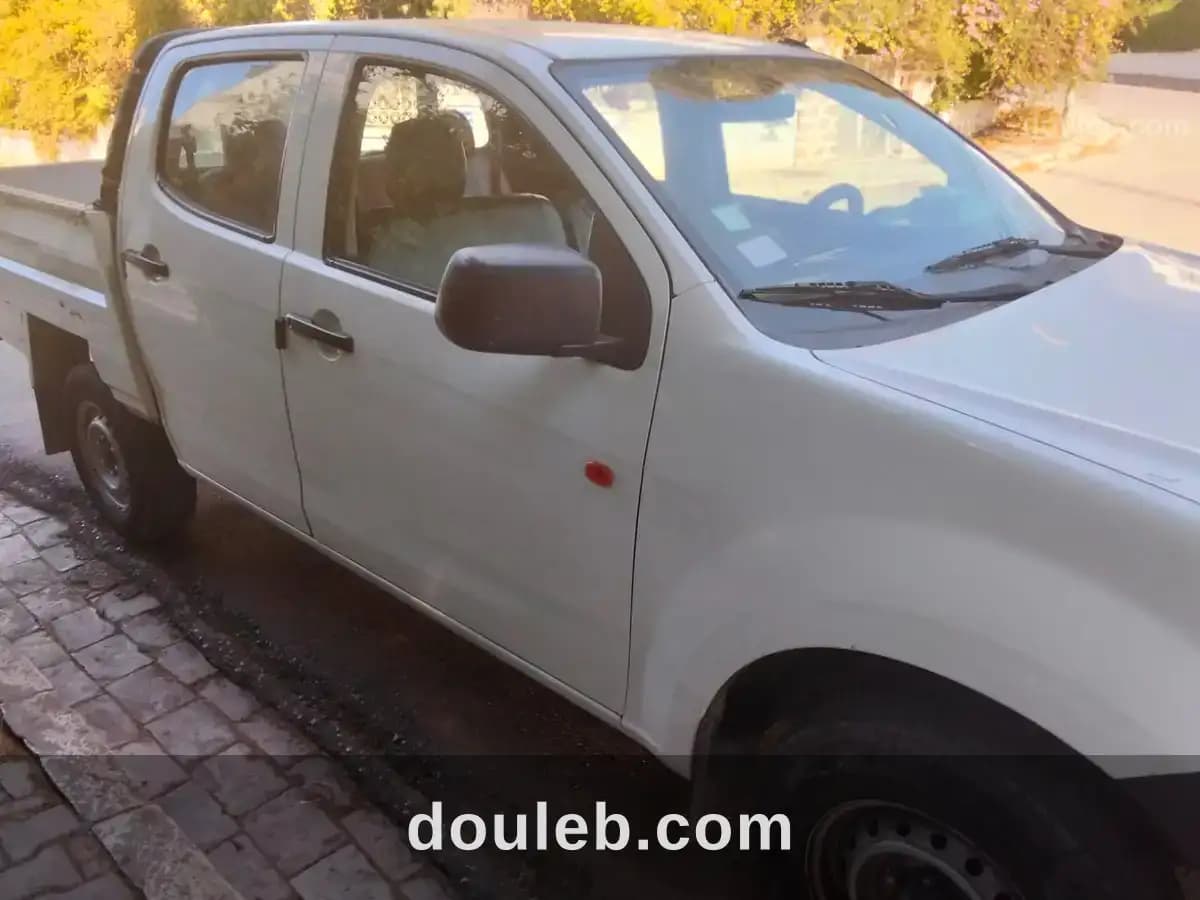 D max 4 portes - Miniature 5