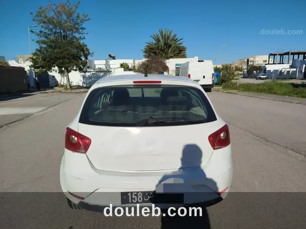 Seat ibiza - Miniature 2