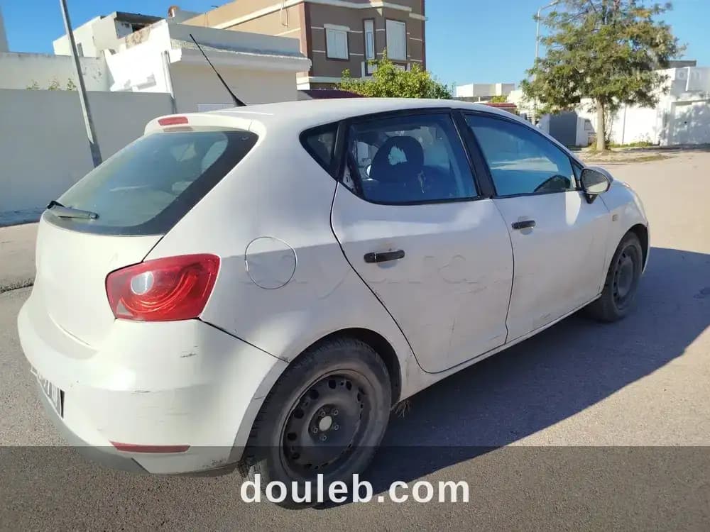 Seat ibiza - Miniature 3