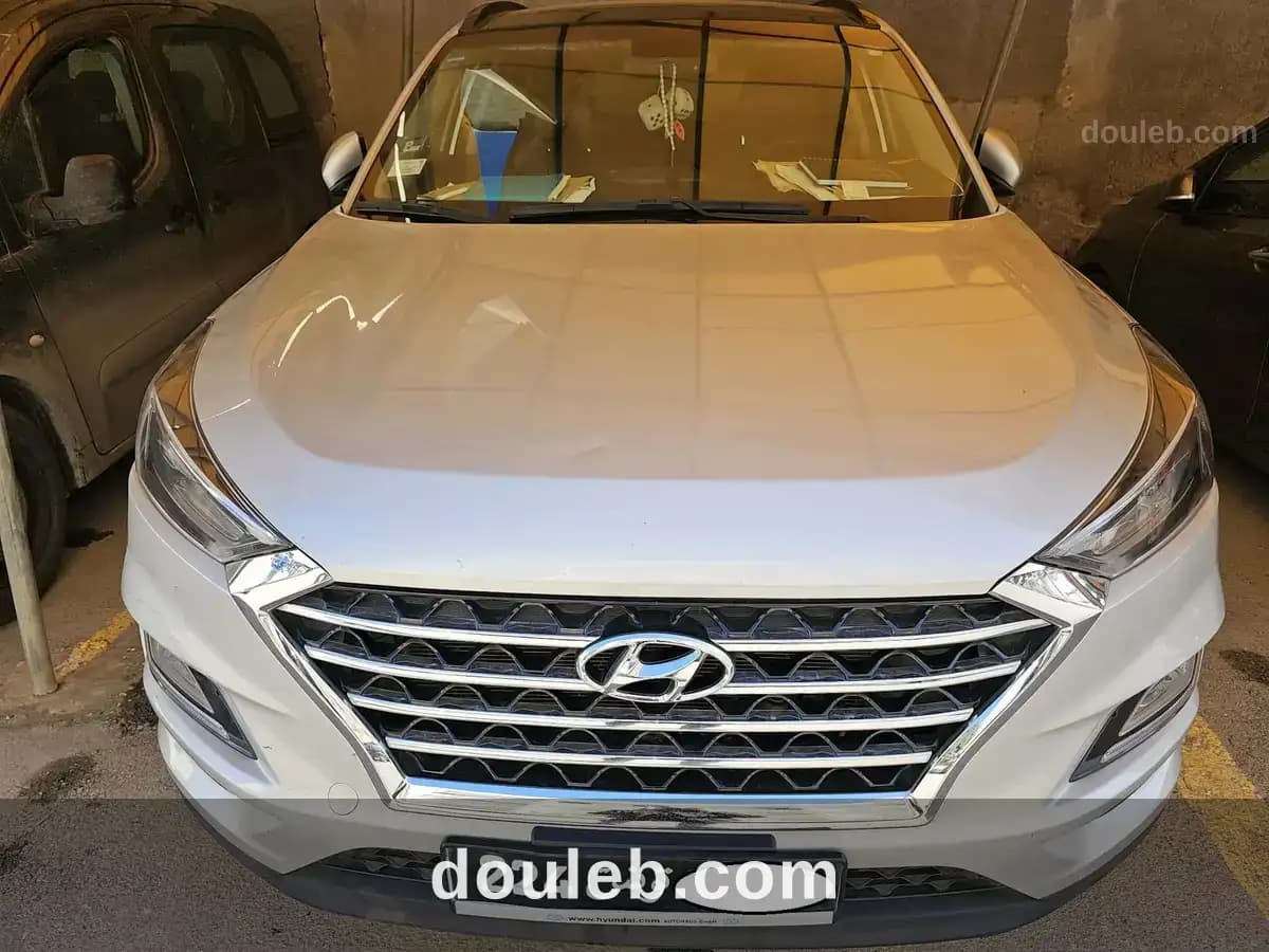 Hyundai tucson 2021 - Miniature 2
