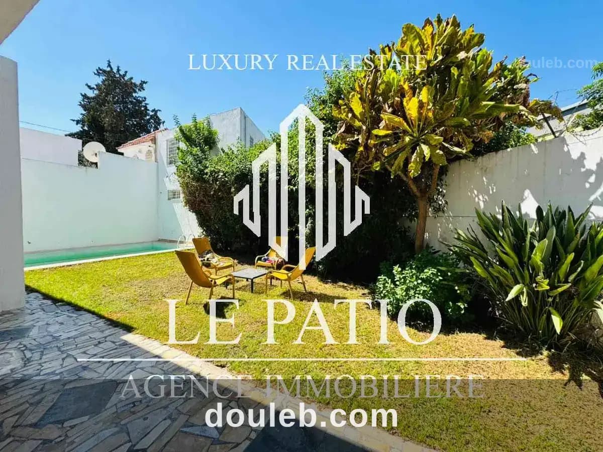Rez de chaussee de villa meuble a carthage à Tunis