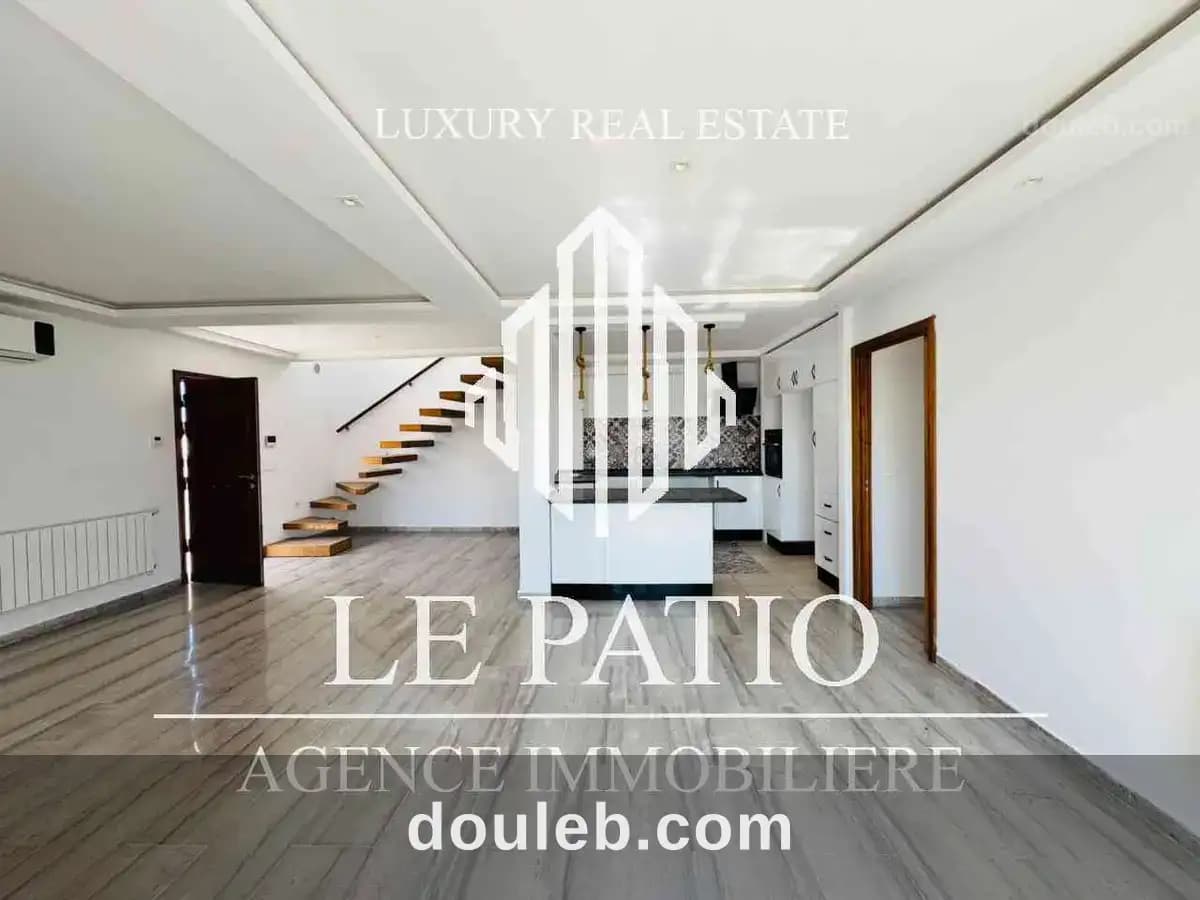 Duplex s3 a la marsa au 2 étage à Tunis