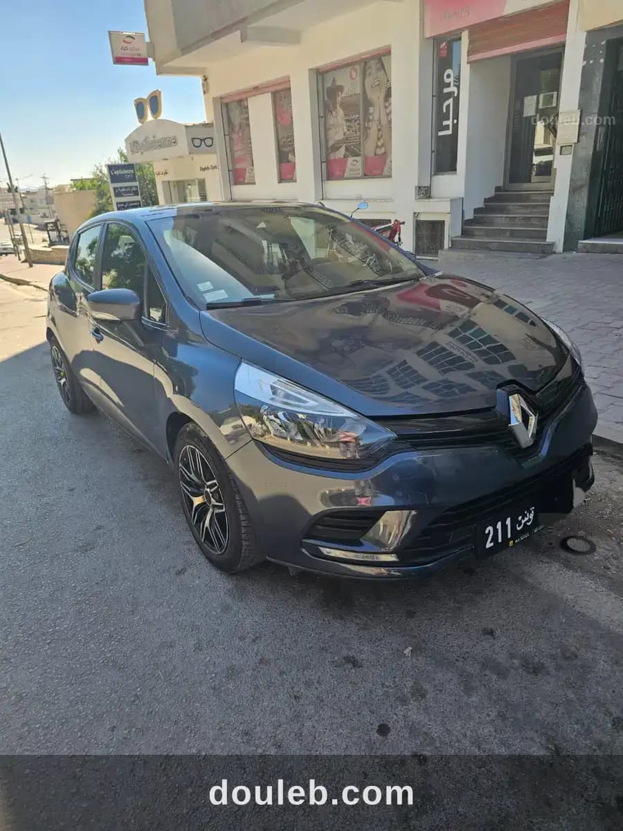 Belle clio 4 - Miniature 2