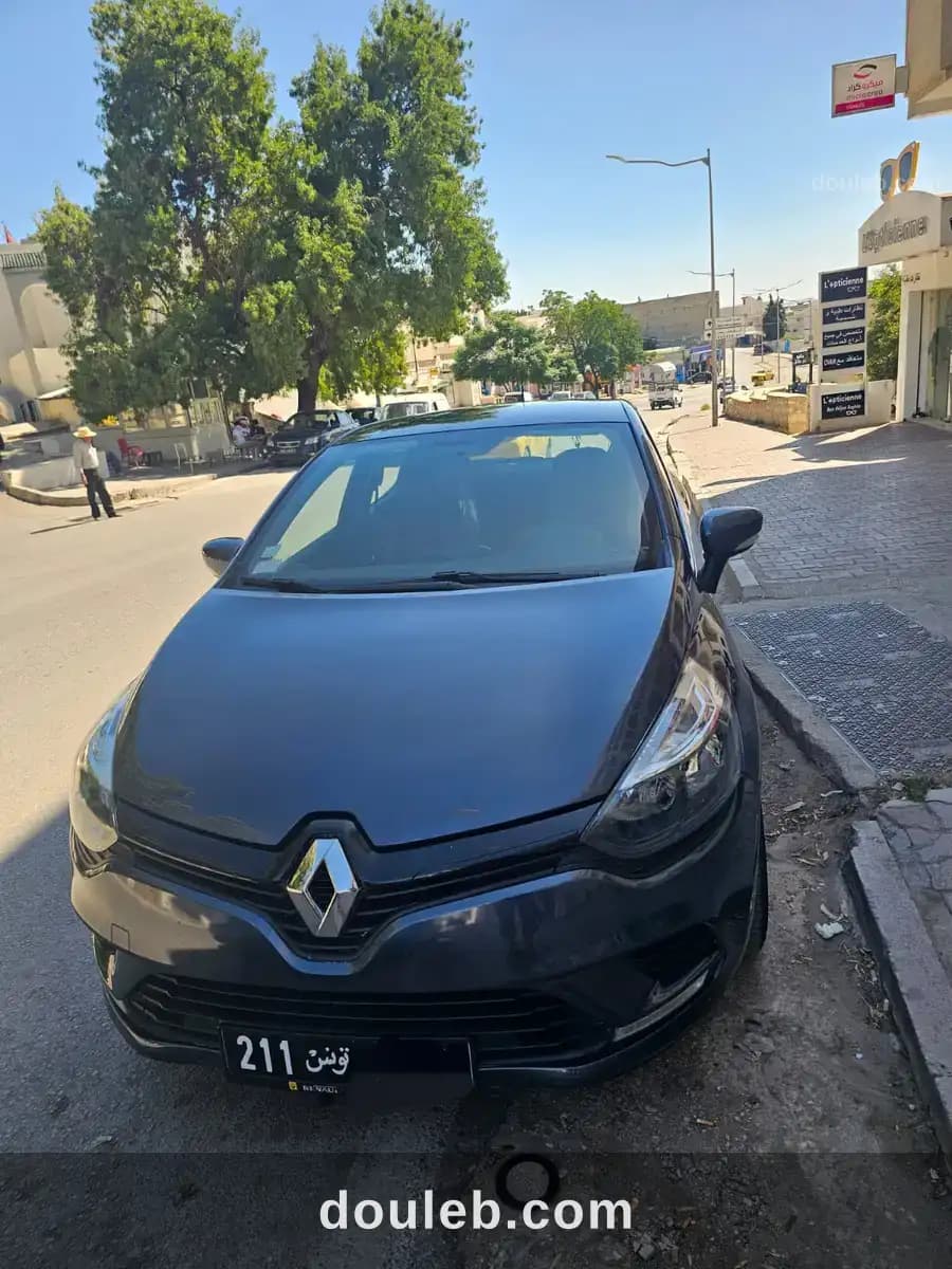Belle clio 4 - Miniature 3