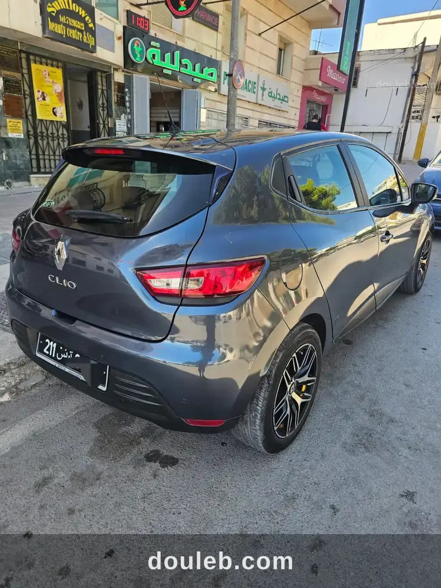 Belle clio 4 - Miniature 4