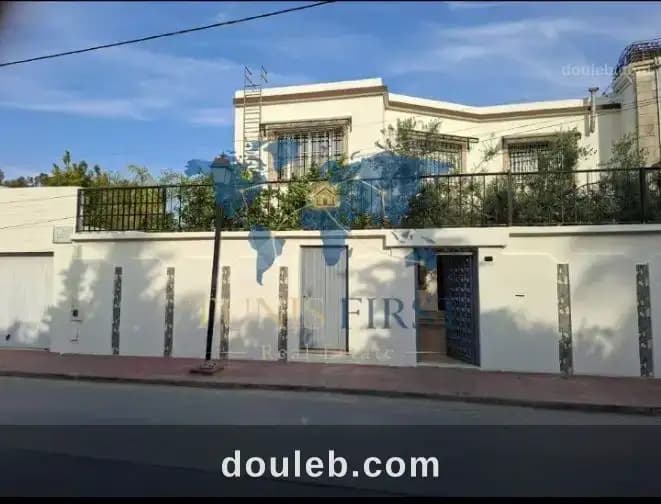 Charmante villa à carthage à Tunis