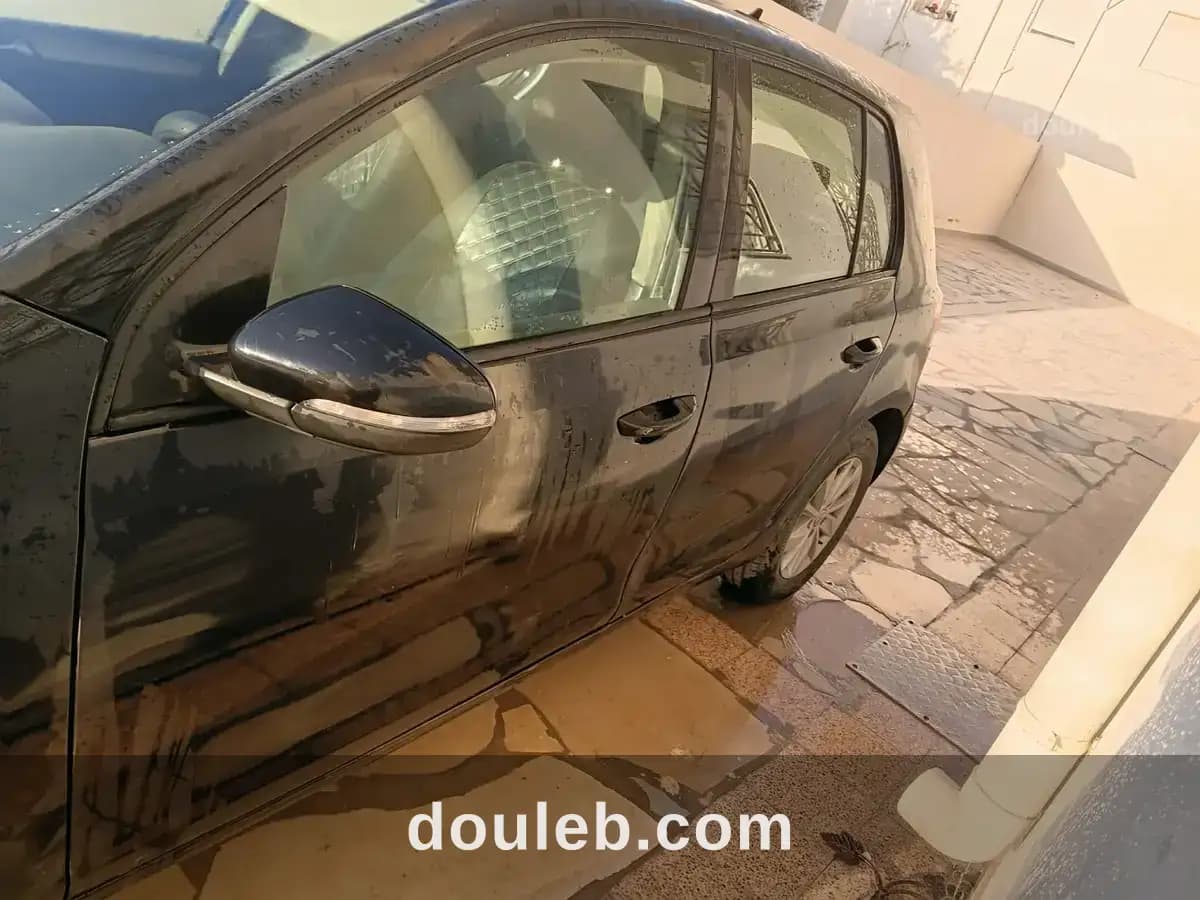 Volkswagen golf 6 - Miniature 3