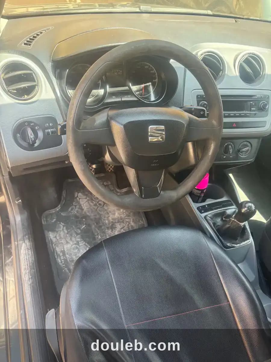 Seat ibiza 5 ch à Ariana