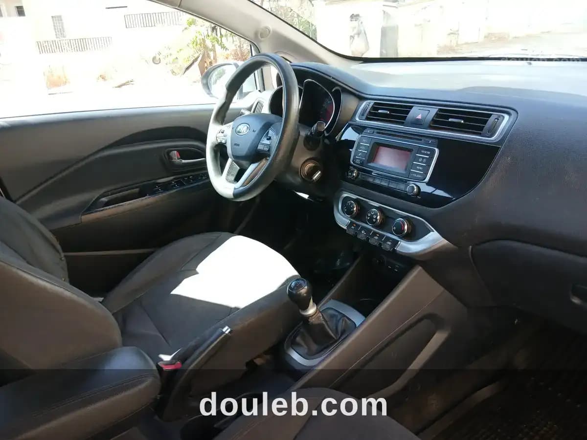 Kia rio 1ére main modèle 2015 - Miniature 5