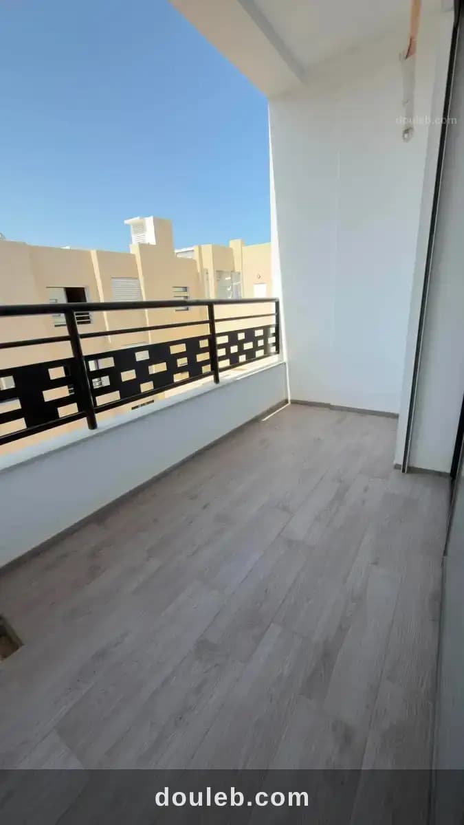 Appartement s1 neuf jamais habité a chotrana 1 - Miniature 5