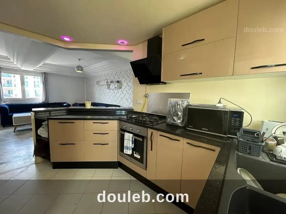 Beaux appartement plein zone touristique - Miniature 5