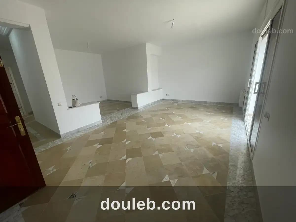 Appartement s3 à lac1 à Tunis