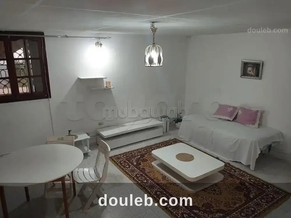 Joli studio s1 meublé avec un entreé independant - Miniature 3
