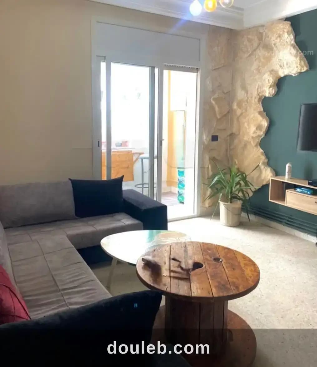 Appart s1 meublé à ennasr 2 à Ariana