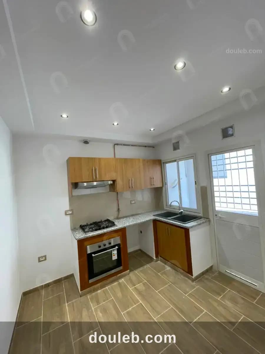 Un appartement s2 hst au bardo 2 à Tunis