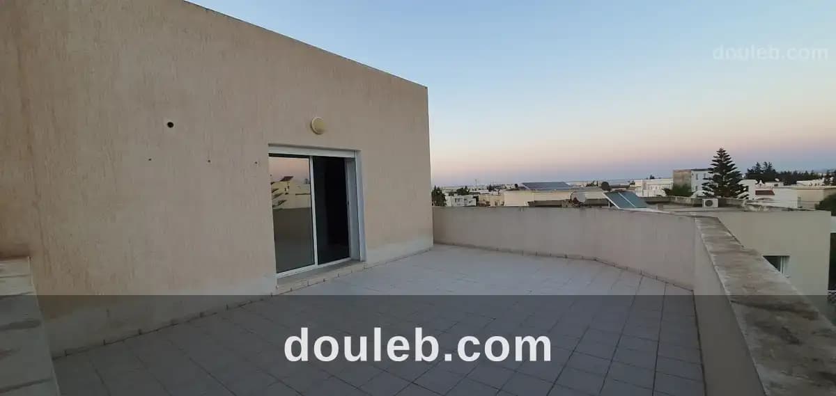Etage de villa s1 à riadh andalous à Ariana