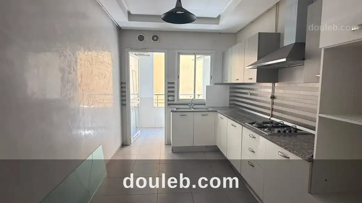 Appartement s4 de 211 m menzah 9c - Miniature 5