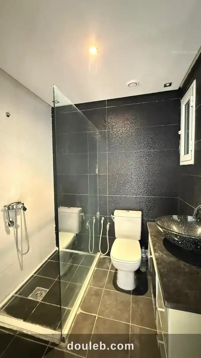 Appartement s3 de 157 m a cite ennasr - Miniature 3