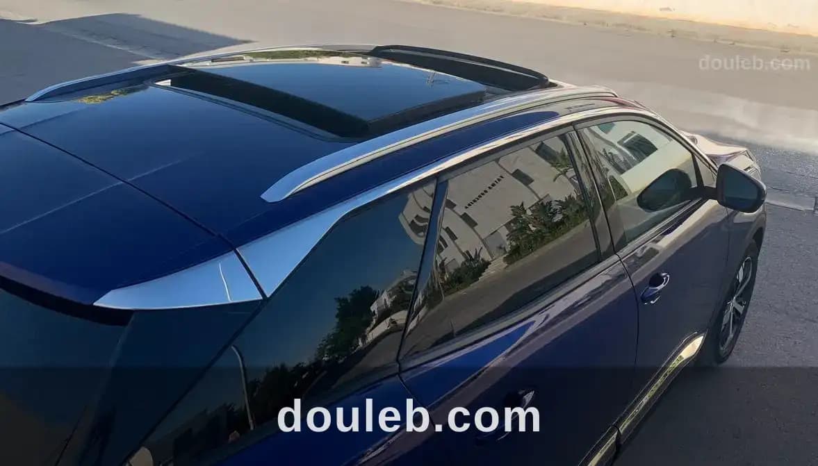 Peugeot 3008 - Miniature 4