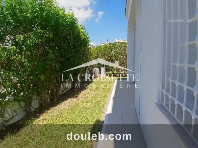 Villa s5 avec jardin au lac1 mvl0139 à Tunis