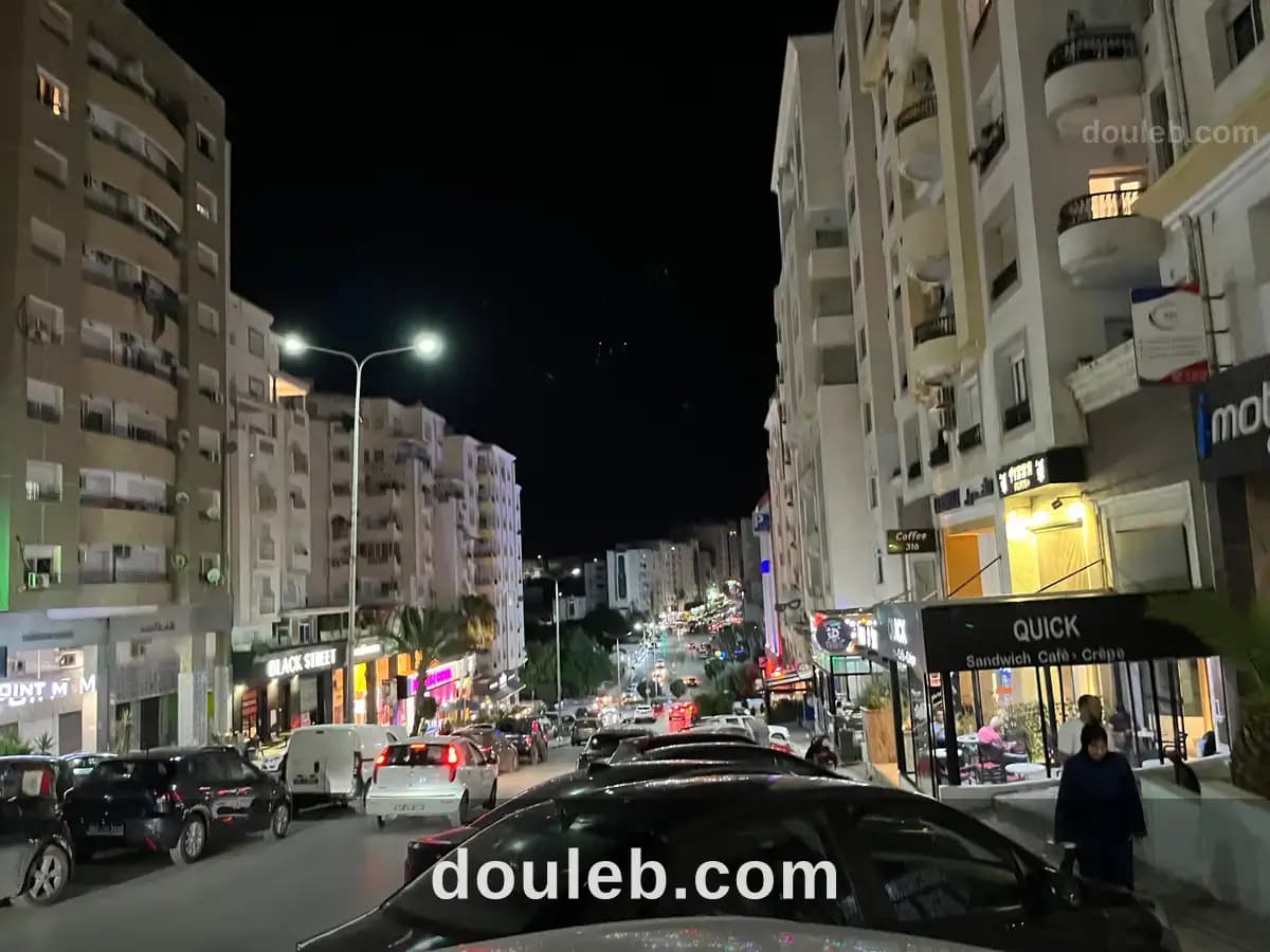 Bel appartement à ennasr 1 à Tunis