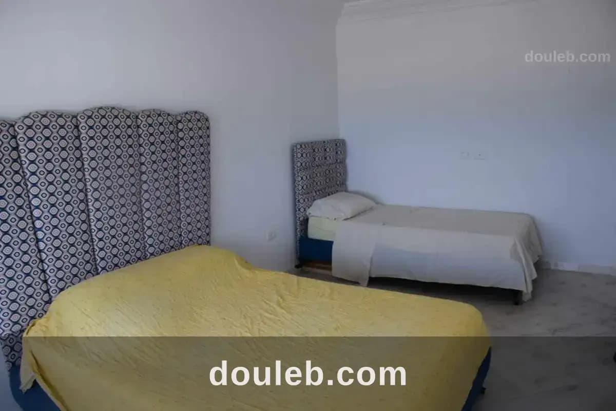 Un appartement s2 meublé sidi salem bizerte - Miniature 4