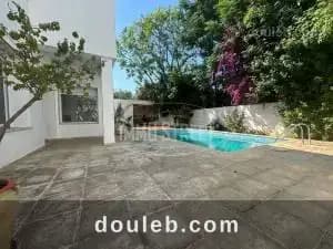 magnifique villa avec ref474a à Tunis