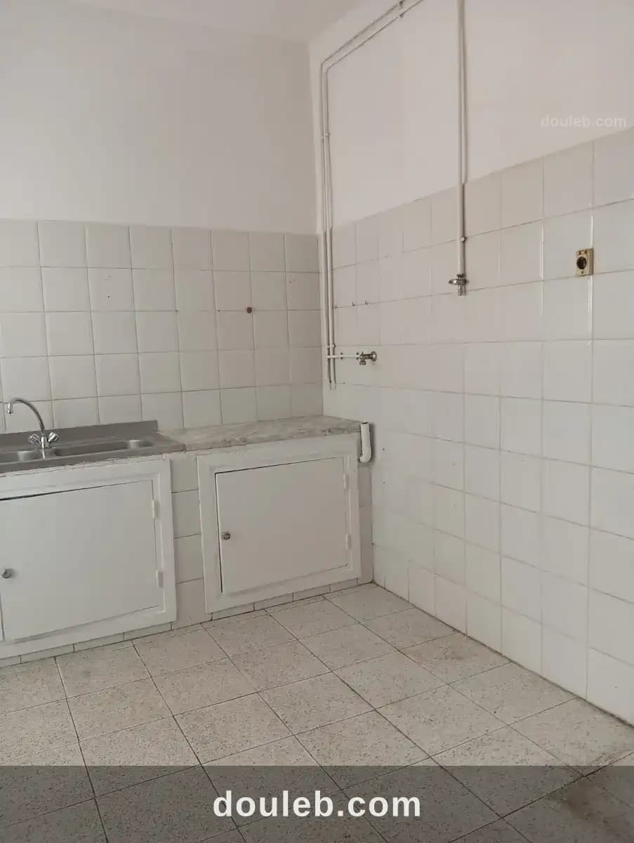 Un appartement s2 à el menzah 7 - Miniature 3