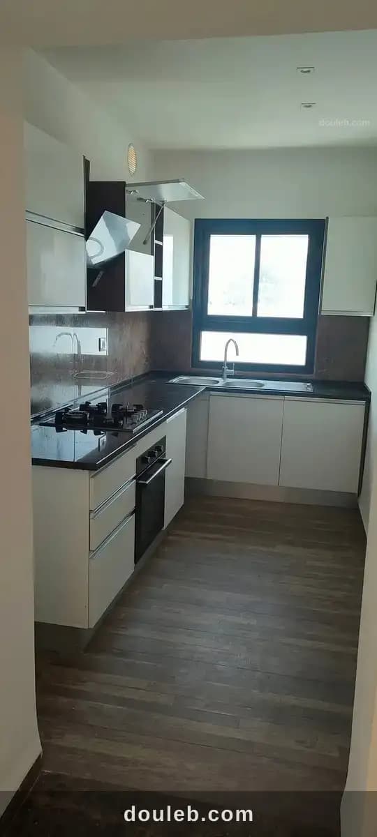 Etage de villa s2 haut standing à Tunis