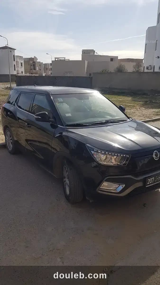 Voiture 1 er main tivoli xlv à Ben Arous