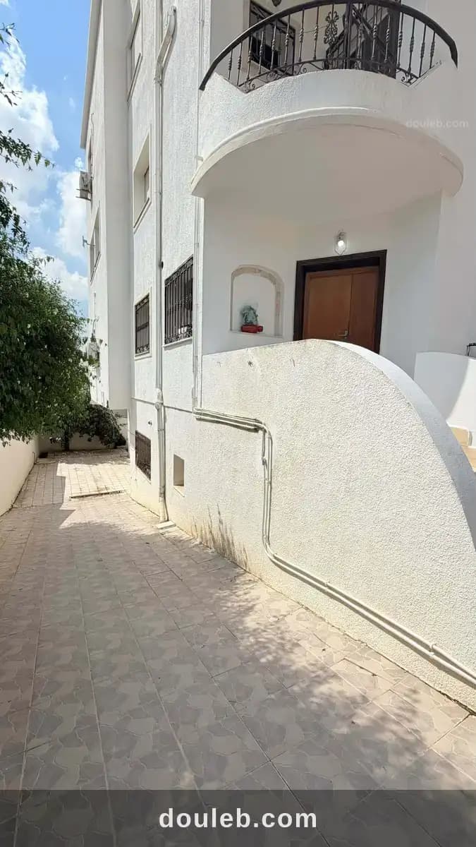 Villa s5 indépendante à el manar 1 à Tunis