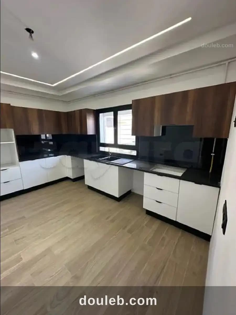 Villa plus étage toute neuf a hammam sousse à Sousse