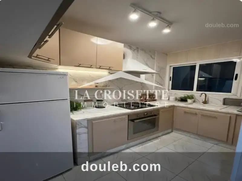 Duplex meublé s2 avec vue sur mer à la marsa - Miniature 3