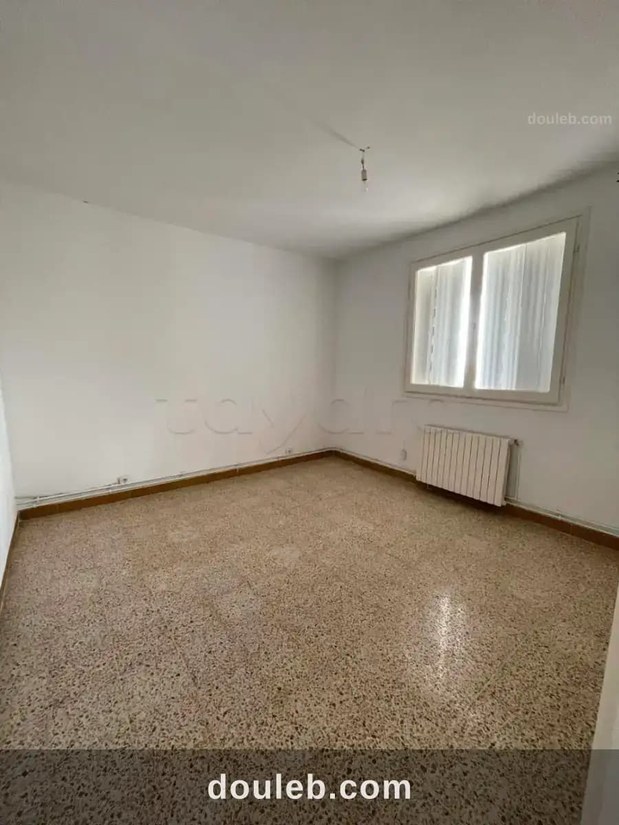Bel appart s2 à menzah 6 avec vue dégagée - Miniature 3