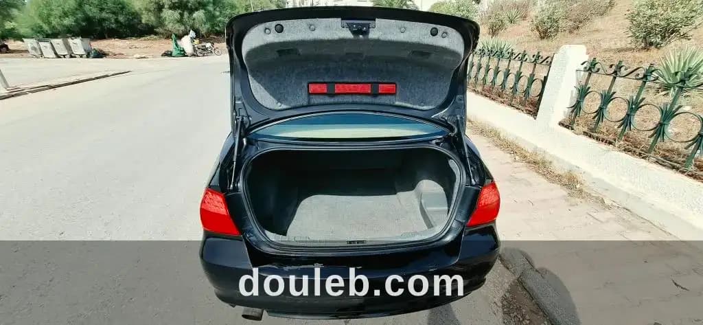 Bmw 316i e90 - Miniature 5