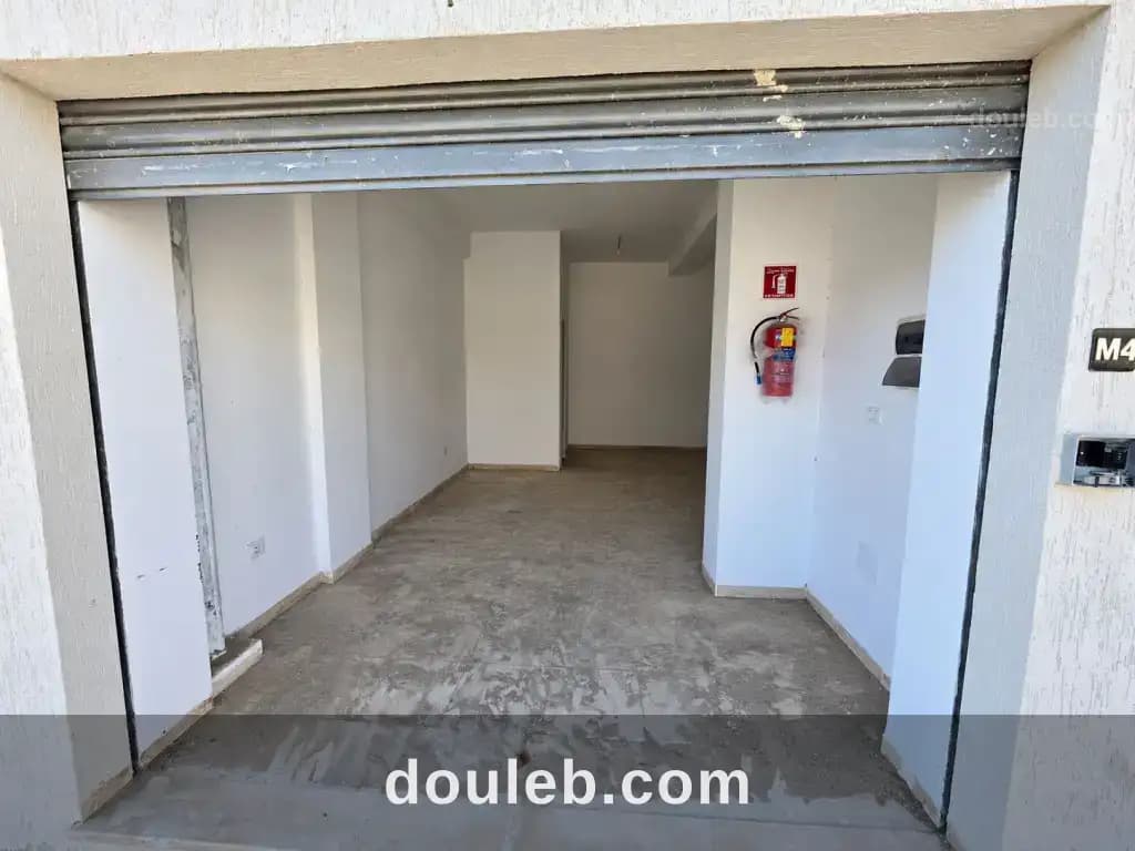 Boutique m4 de 30 m à nouvelle médina 3 à Ben Arous