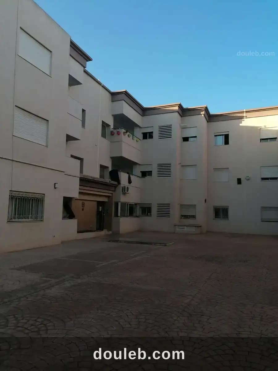 S 2 à residence khadija prés faculté ibn khaldoun - Miniature 2