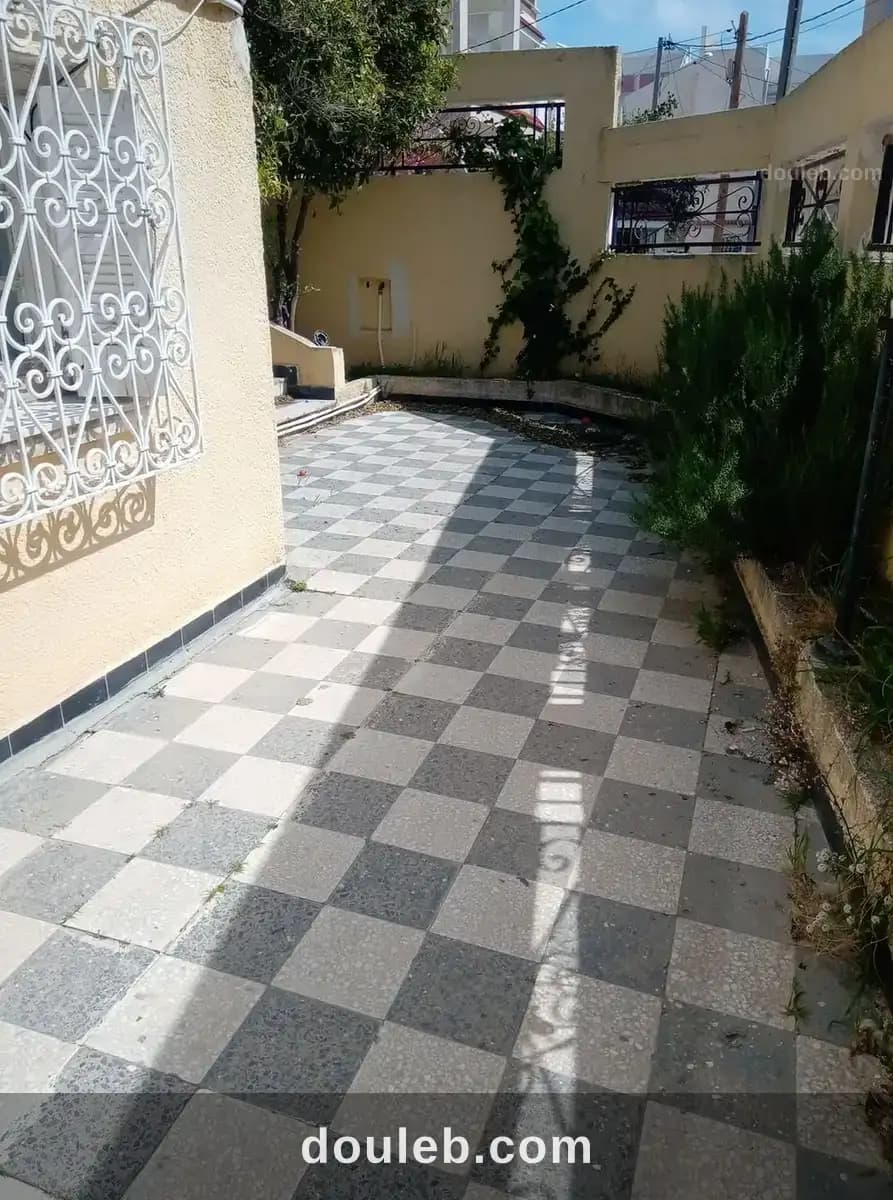 Un studio au rdc à ain mariem bizerte - Miniature 4