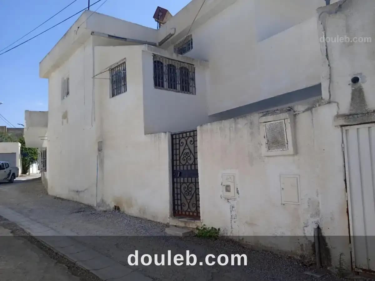 Maison bareket sehel hammamet cote rue principal à Nabeul