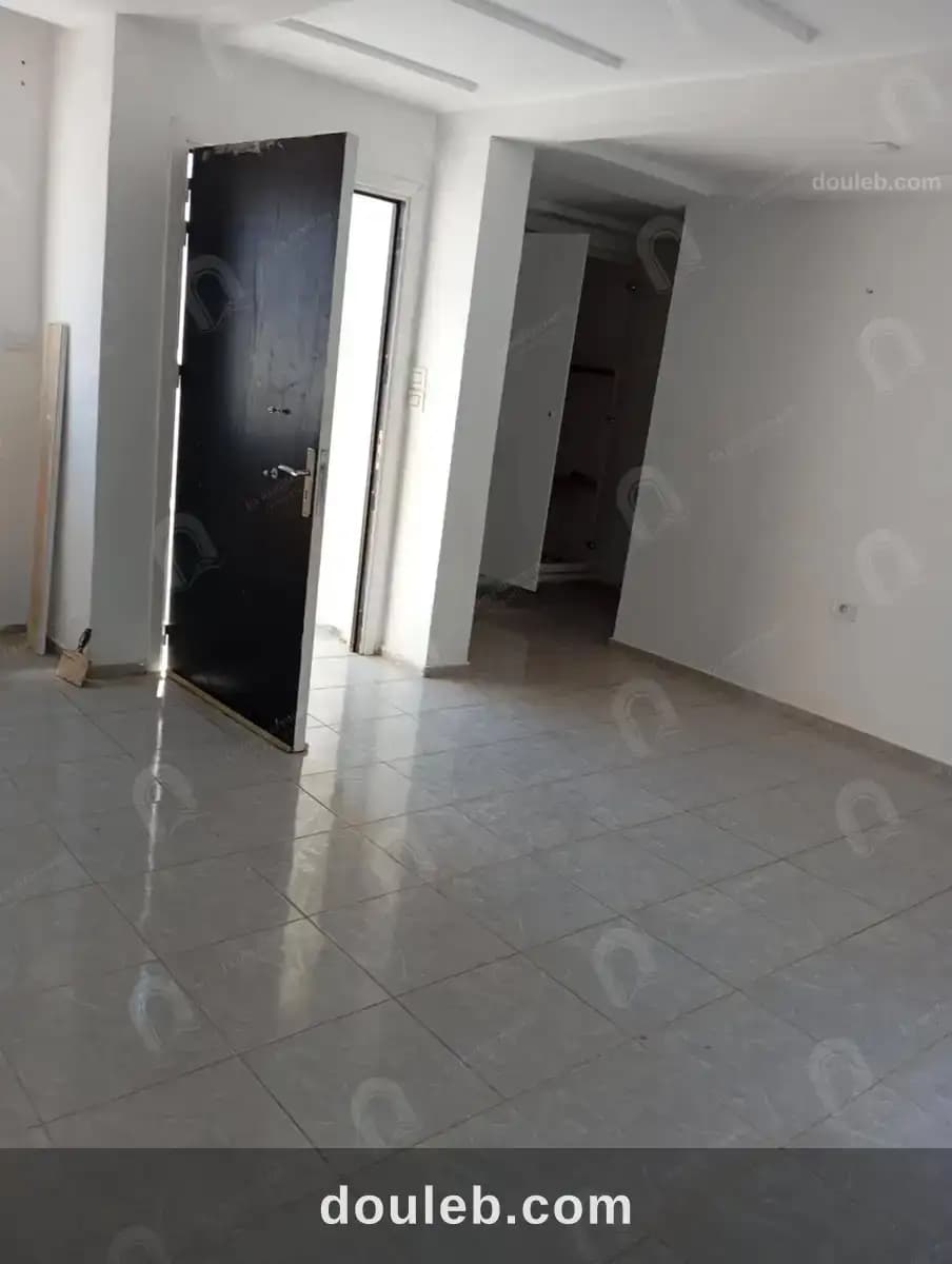 Un étage de villa s1 a cité el waha à Tunis