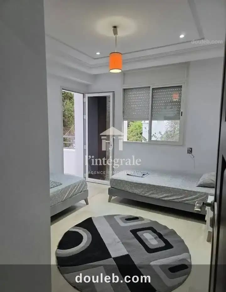 Coquet appartement s2 meublé - Miniature 4