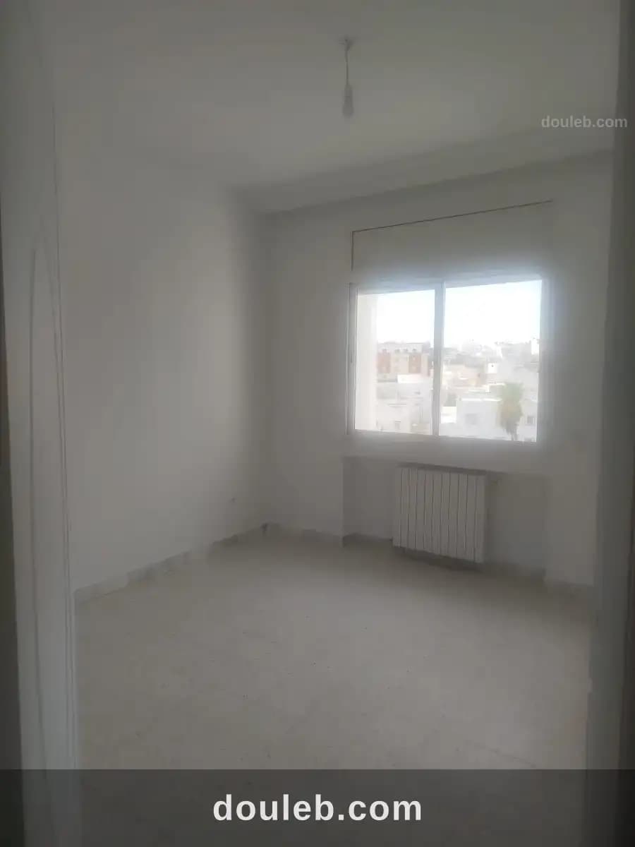 Un mignon appartement s2 à jardin d'elmenzah1 à Ariana
