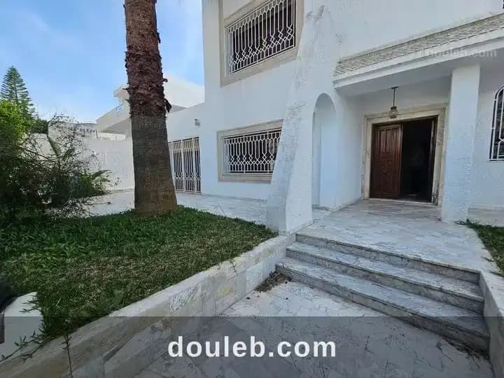 Villa menzah 9 à Tunis