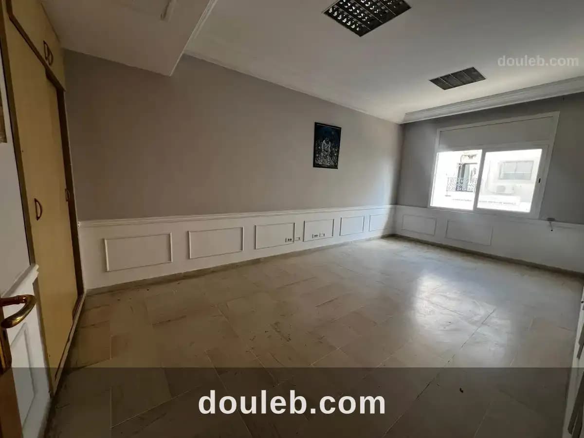 Bureau h3 lac1 à Tunis