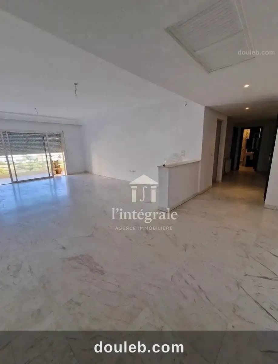 Coquet appartement s3 avec terrasse - Miniature 2