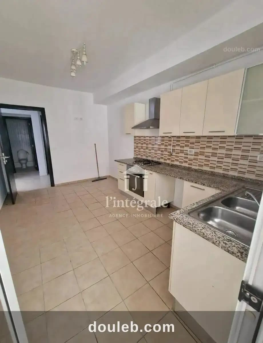 Coquet appartement s3 avec terrasse - Miniature 3