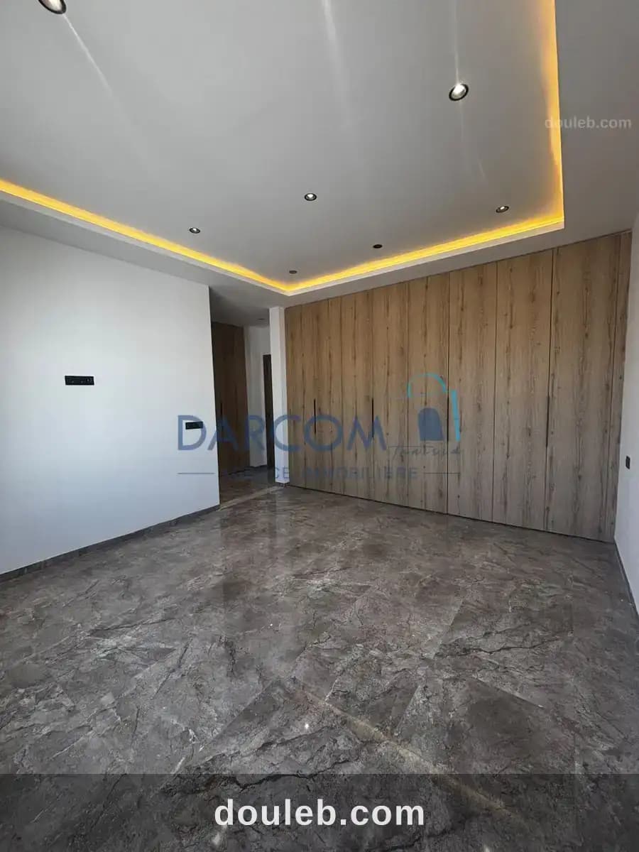 Villa moderne chotrana soukra à Ariana