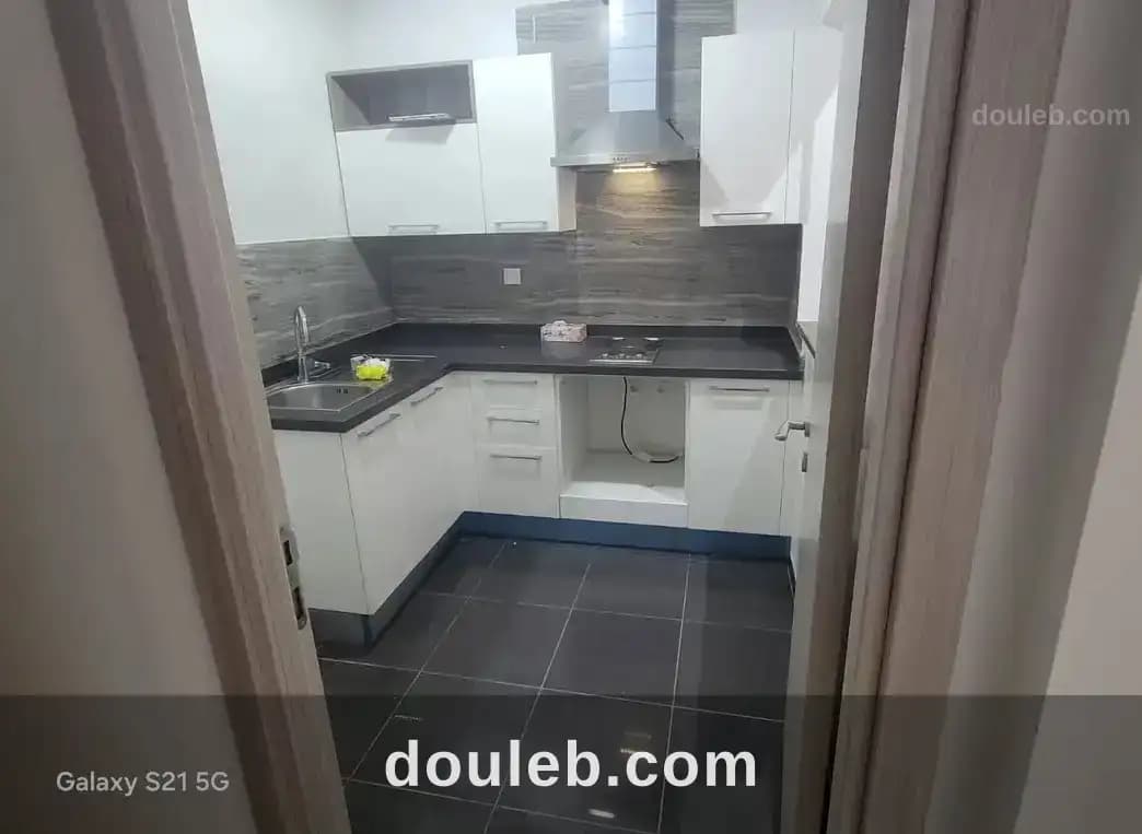 Appartement s plus 1 à ain zaghouan à Tunis