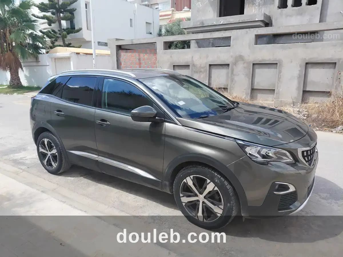 Peugeot 3008 à Ariana