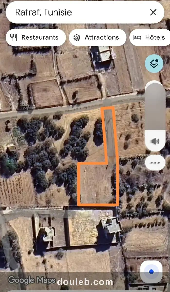 Terrain de 1300 m2 a rafraf plage à Bizerte